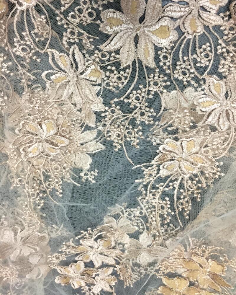 sari material of mesh embroider